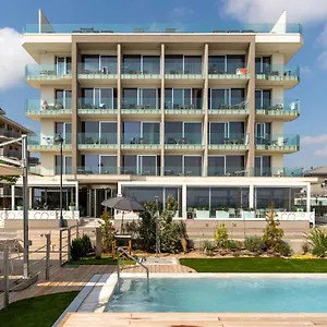 https://hotel-savini.emilia-romagnahotels.net